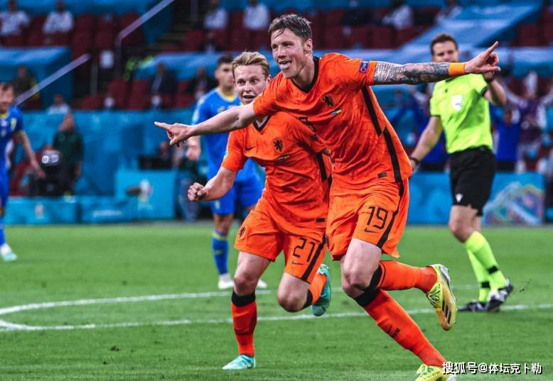  自行车夜战：荆楚天虎队逆转江汉霹雳队，主帅临场妙招快速转换撕裂防线