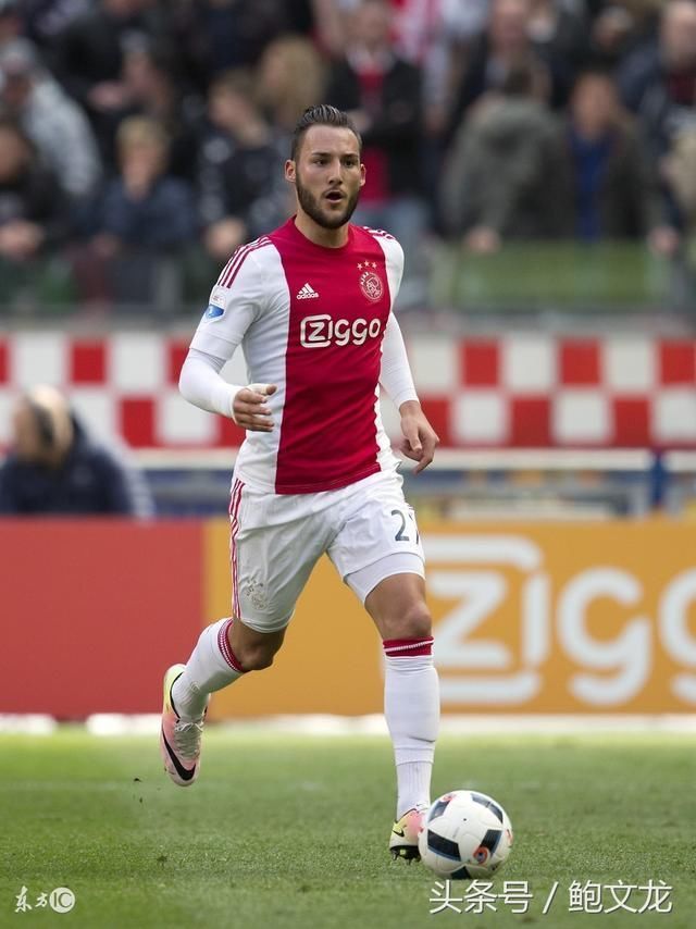 佛罗伦萨内部会议纪要流出:转会期官宣签约;足总杯使命明确;阵容厚度经受考验 佛罗伦萨内部会议纪要流出:转会期官宣签约;足总杯使命明确;阵容厚度经受考验