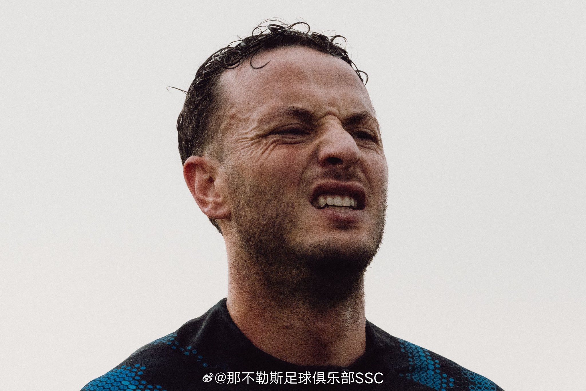  埃因霍温发布备战花絮；冲刺阶段篮板制胜；足总杯任务艰巨；训练强度明显提升-u8娱乐网站