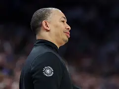 包含风云突变！费耶诺德今夜临场应变；NBA总决赛版图或变；气氛紧张；更衣室氛围转暖的词条