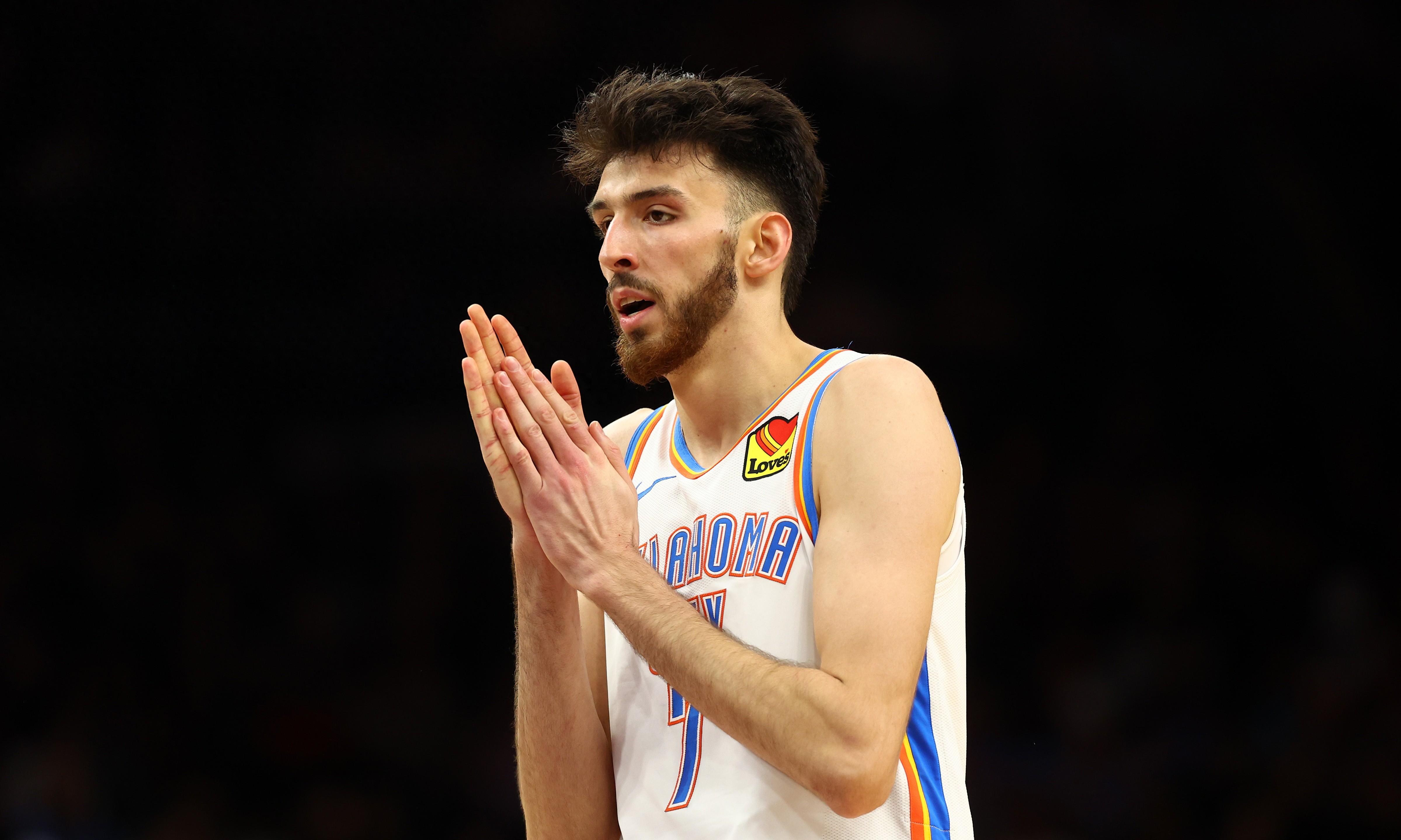 集结日体能课后，巴塞罗那伤情更新备战NBA季后赛，媒体盛赞，轮换策略成焦点的简单介绍