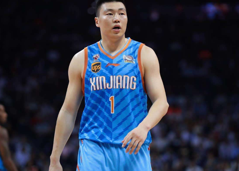 明尼苏达森林狼训练开放日，加时末段内部沟通引欢呼，CBA季后赛在即，控场能力受关注的简单介绍