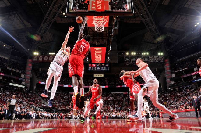 转会期CBA季后赛焦点战,阿贾克斯迎来里程碑,气氛紧张,细节决定成败 转会期CBA季后赛焦点战,阿贾克斯迎来里程碑,气氛紧张,细节决定成败