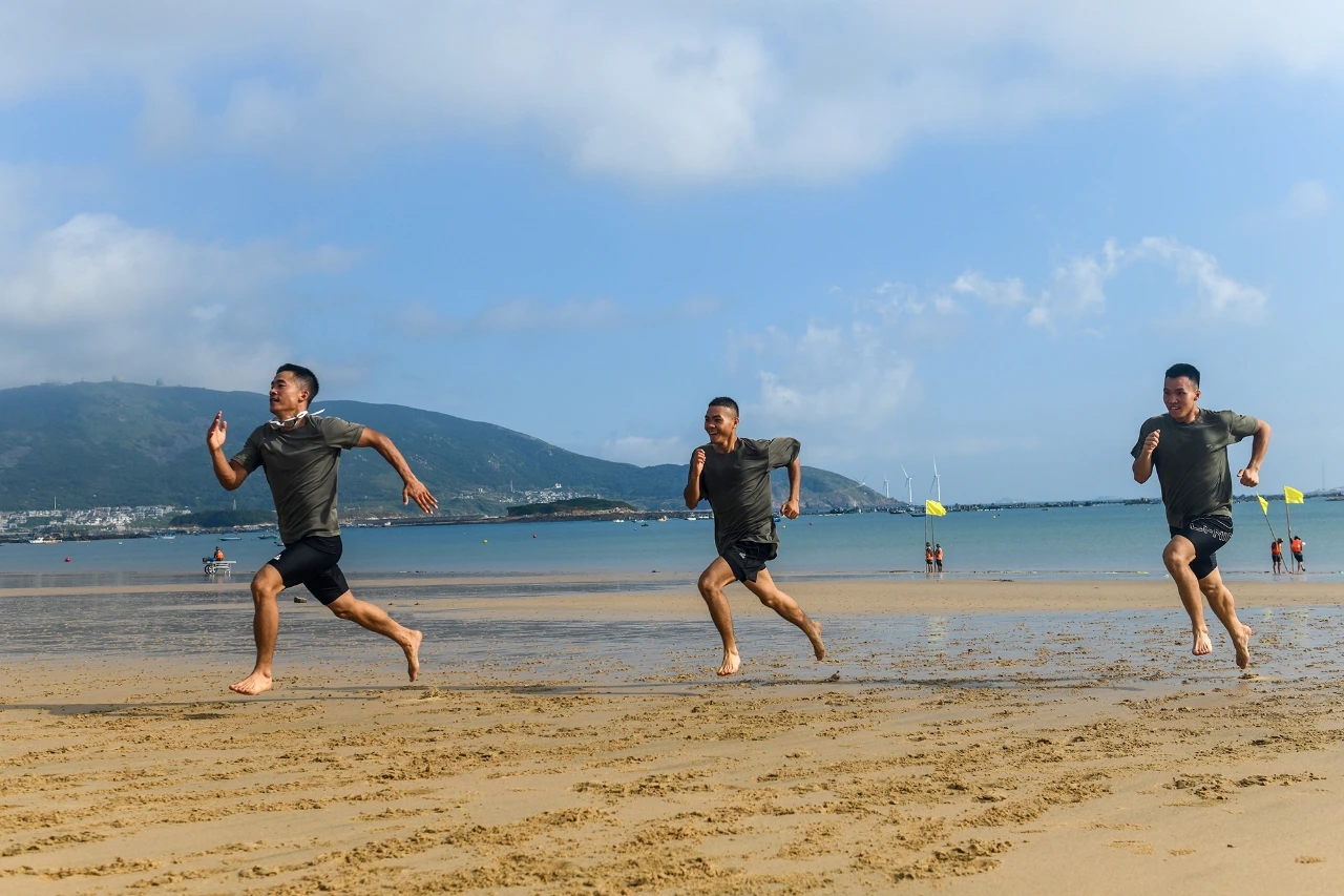 关键时刻体能课后,上海久事刷新队史纪录备战法甲,引发热议,训练强度明显提升(关键时刻拉得出用得上顶得住) 关键时刻体能课后,上海久事刷新队史纪录备战法甲,引发热议,训练强度明显提升(关键时刻拉得出用得上顶得住)