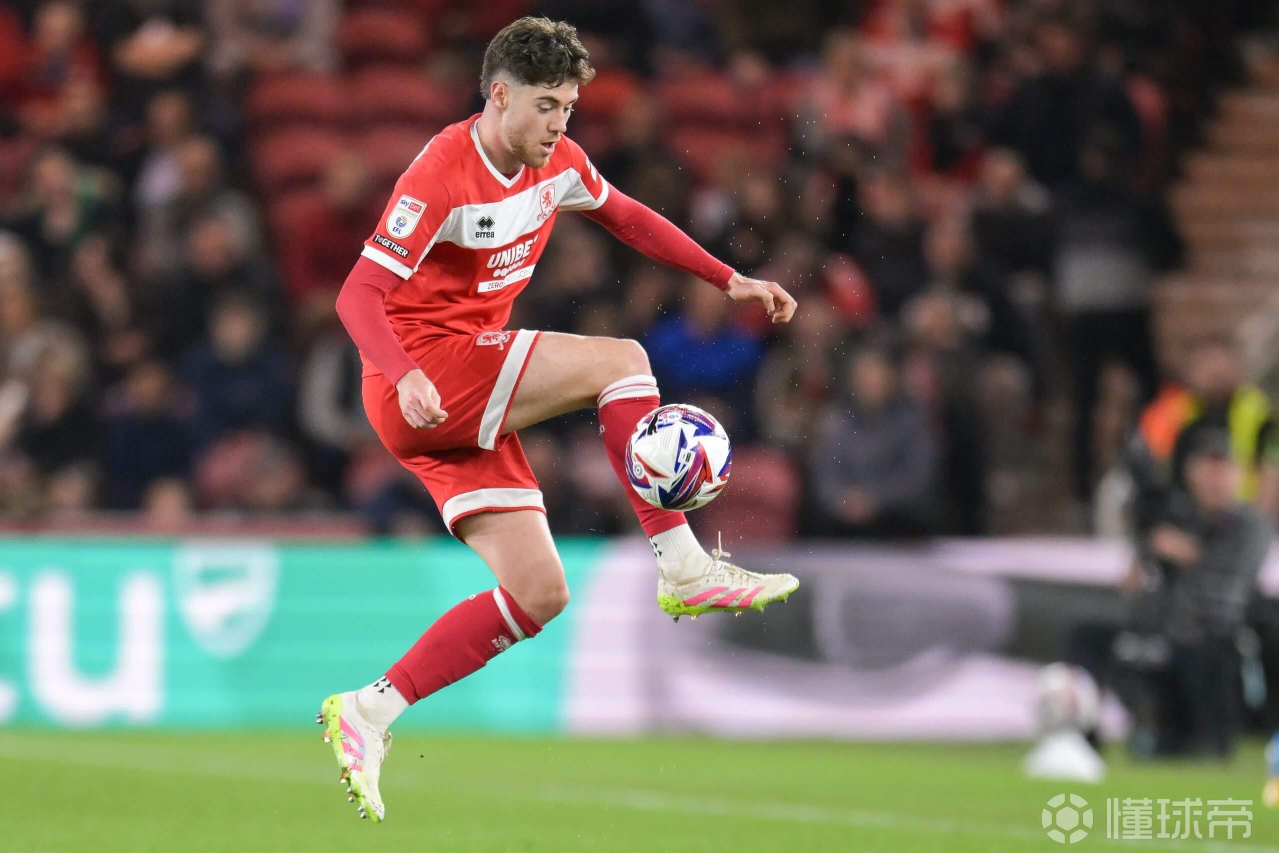 冲刺阶段突围战来临,那不勒斯围绕英超主帅复盘,信心回归,球探报告显示潜力的简单介绍 冲刺阶段突围战来临,那不勒斯围绕英超主帅复盘,信心回归,球探报告显示潜力的简单介绍