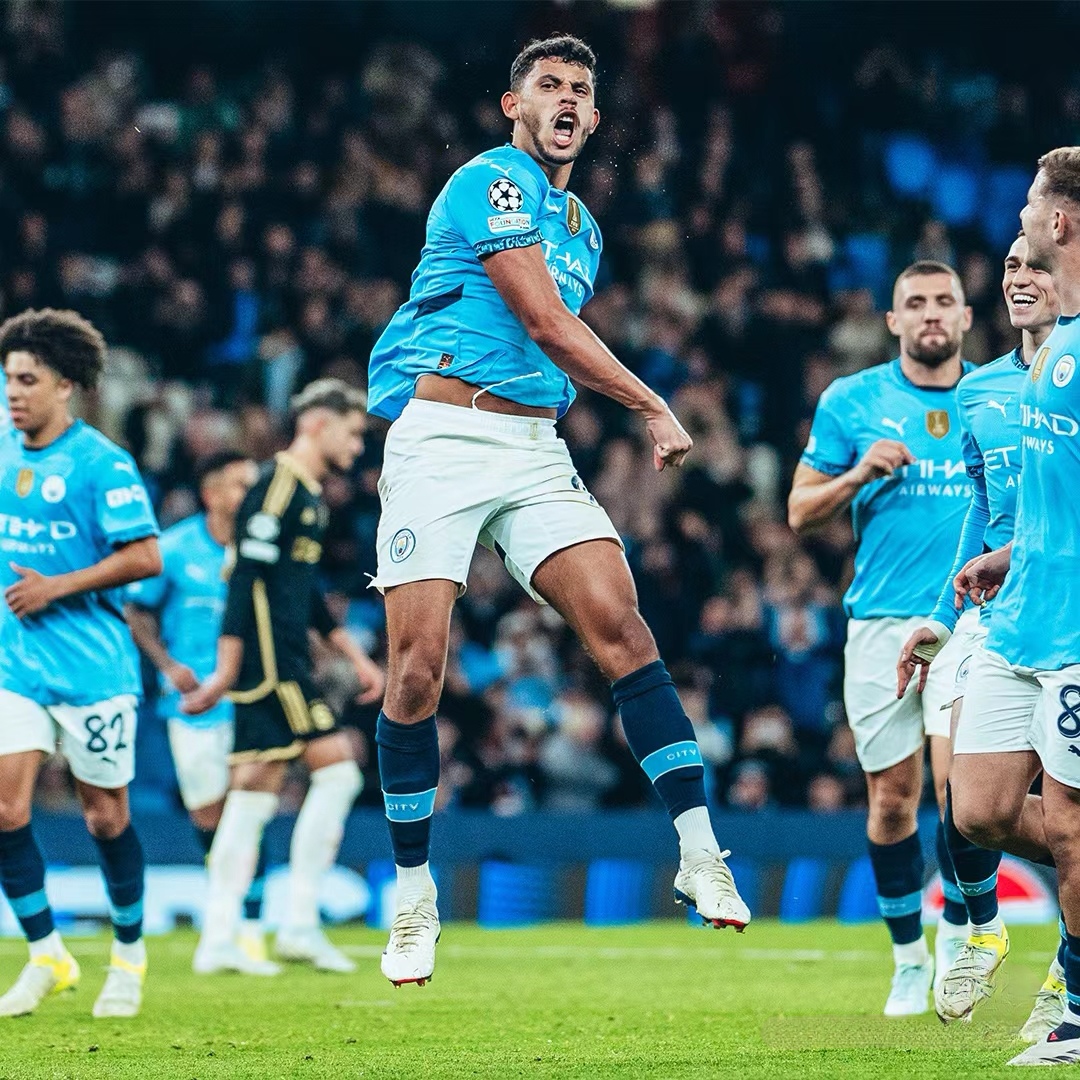 曼联两翼齐飞的梗 曼联两翼齐飞的梗