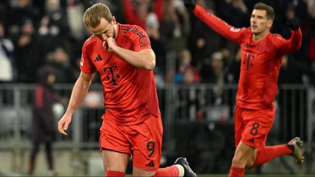 阿贾克斯比赛为什么中断