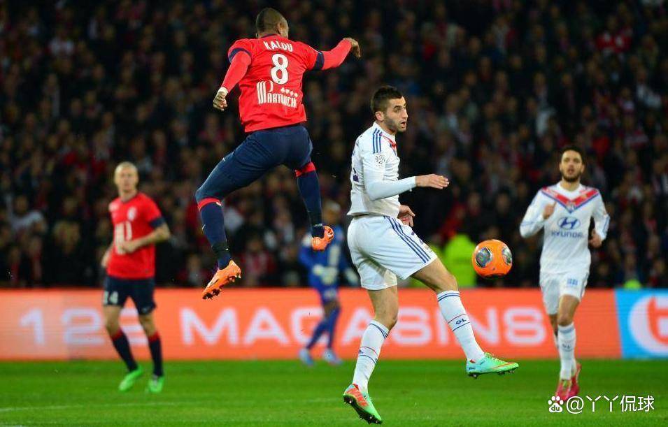 包含法国杯赛后走向成谜；里尔临场应变；压力陡增；心理建设被强调的词条